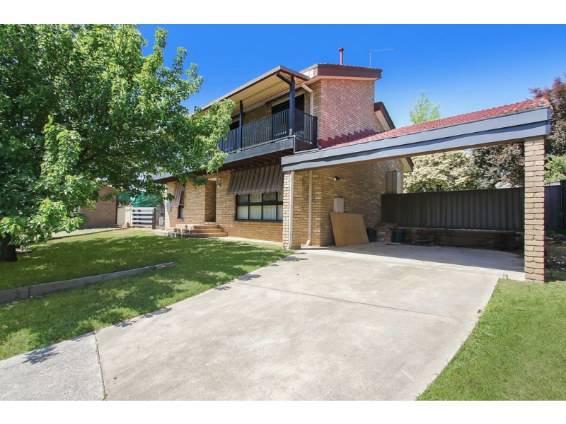 450 Dale Crescent, Lavington NSW 2641