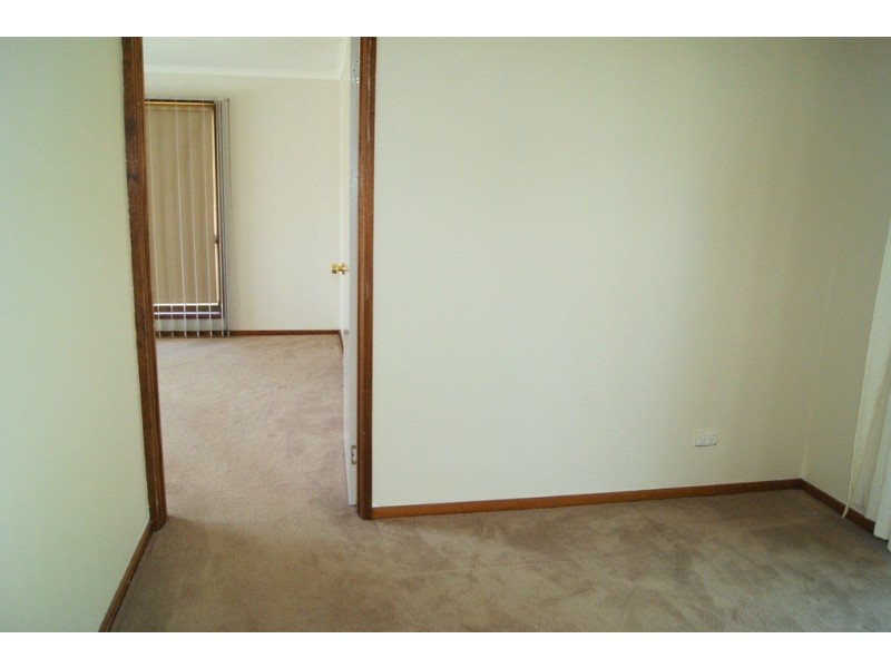 8 Coolibah Court, Thurgoona NSW 2640