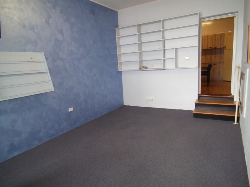 327 Wagga Road, Lavington NSW 2641