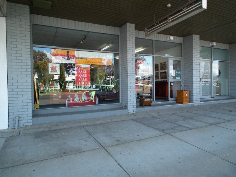 1/329 Urana Road, Lavington NSW 2641