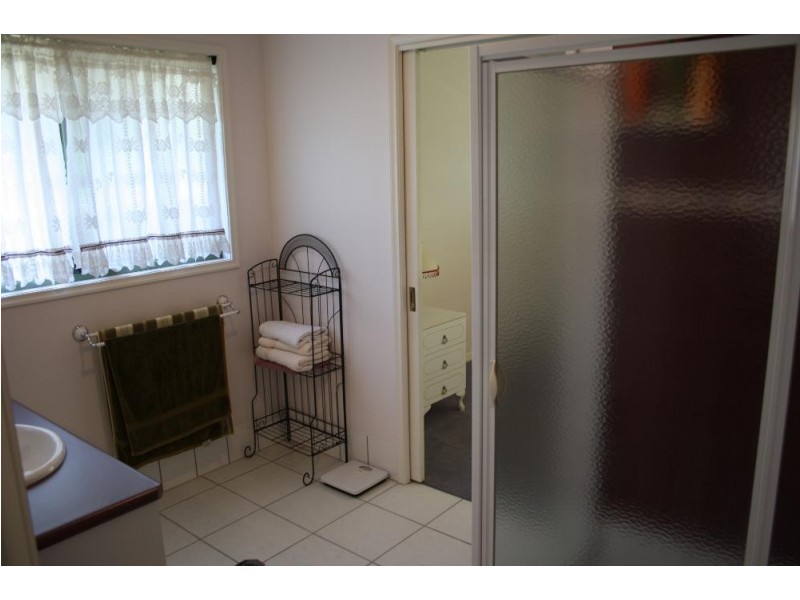 73 Townsend Street, Howlong NSW 2643