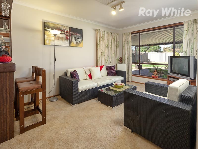 72 Hawkins Street, Howlong NSW 2643