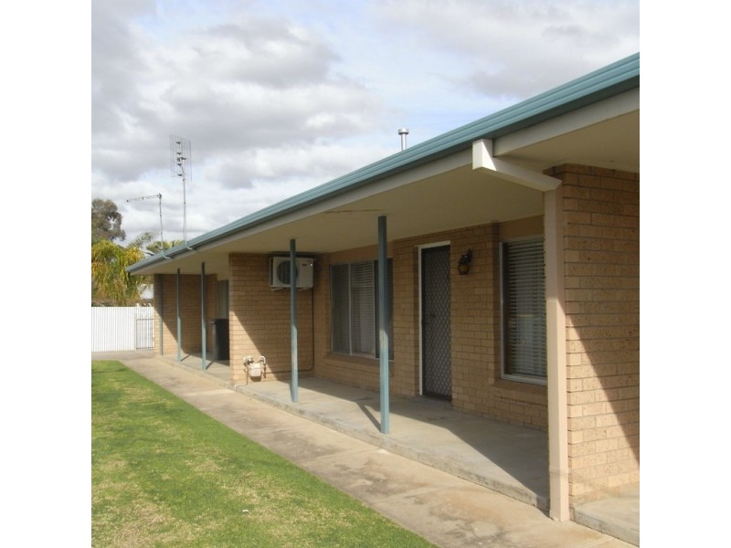 4/622 Prune Street, Lavington NSW 2641