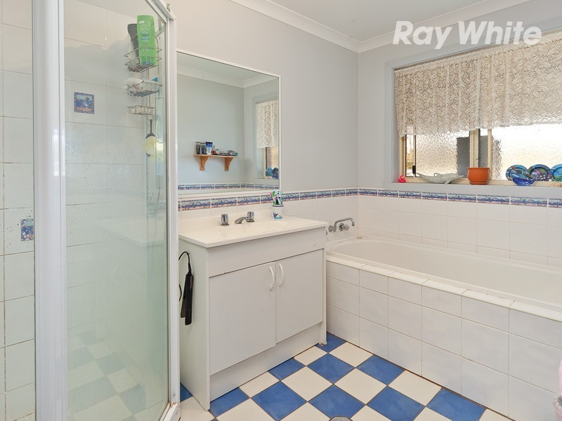 132 Sturt Street, Howlong NSW 2643