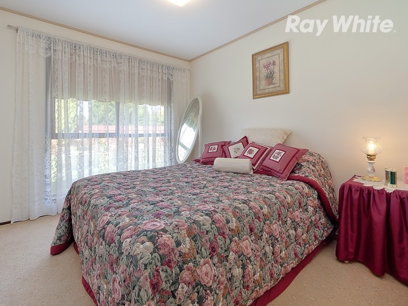 99 Pell Street, Howlong NSW 2643