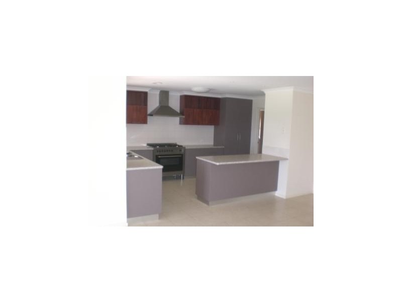 127 Bank Street, Howlong NSW 2643