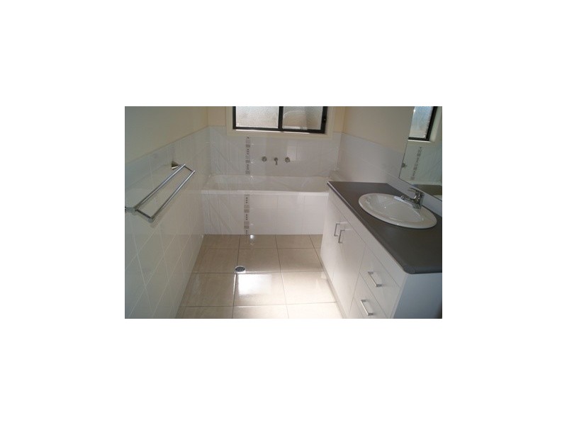 298 Kaitlers Road, Lavington NSW 2641