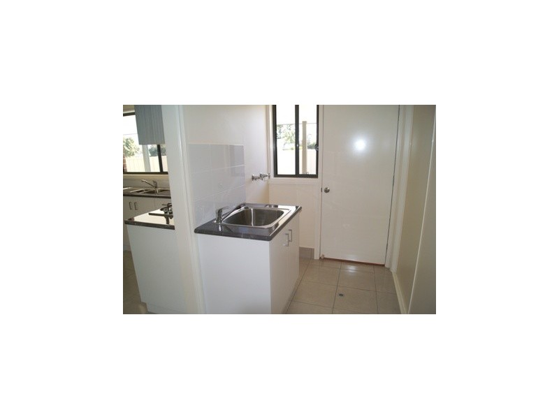 298 Kaitlers Road, Lavington NSW 2641