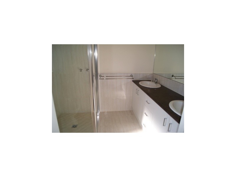 298 Kaitlers Road, Lavington NSW 2641