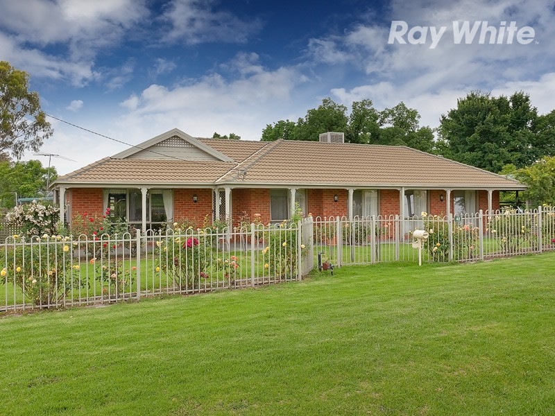 42 Russell Street, Howlong NSW 2643