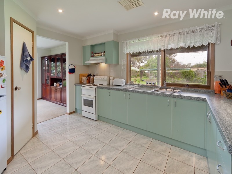 42 Russell Street, Howlong NSW 2643