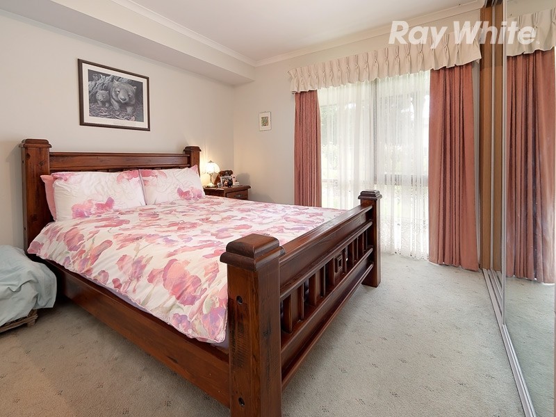 42 Russell Street, Howlong NSW 2643