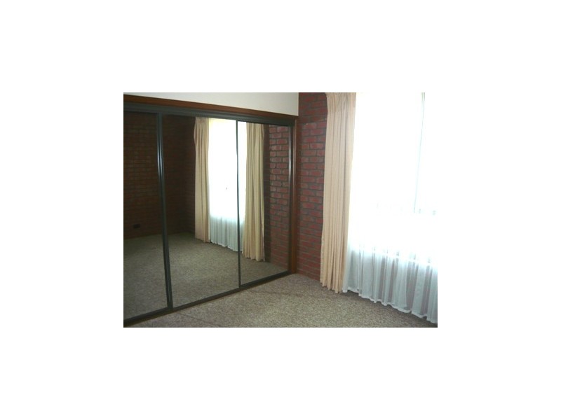 1/3 Brent Court, Lavington NSW 2641