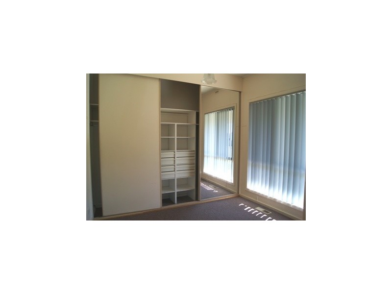 1/451 Kemp Street, Lavington NSW 2641