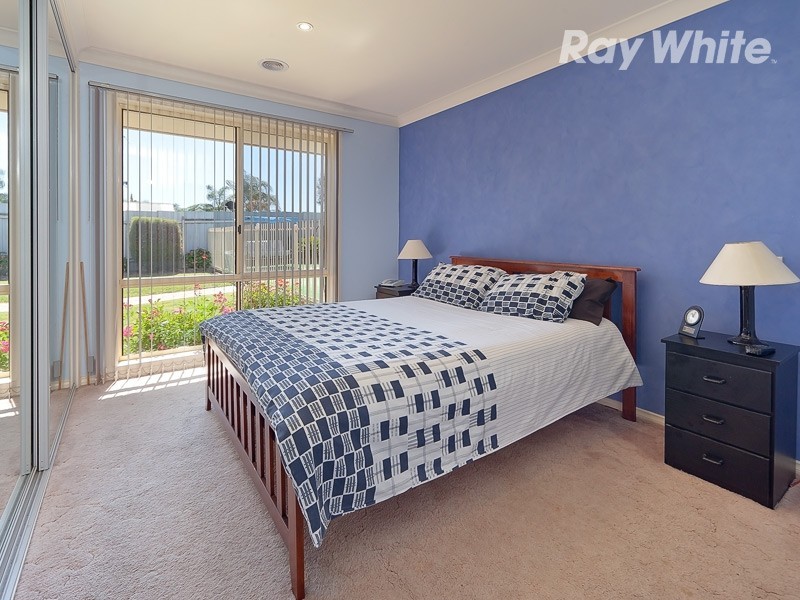 43 Saville Avenue, Lavington NSW 2641