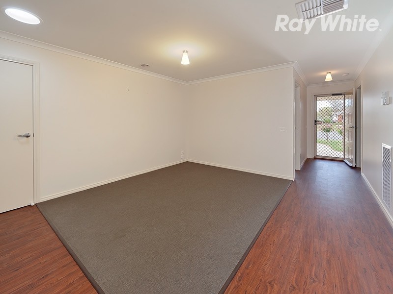 8 Lawrence Court, Jindera NSW 2642