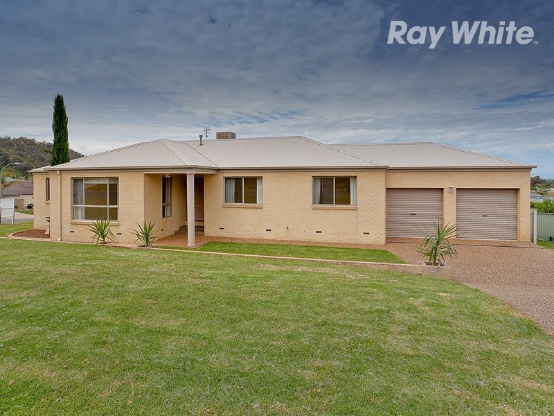 35 Marimba Circuit (Norris Park), Lavington NSW 2641
