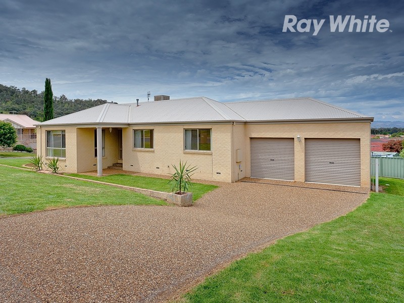 35 Marimba Circuit (Norris Park), Lavington NSW 2641
