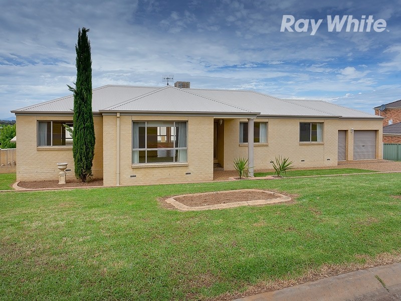 35 Marimba Circuit (Norris Park), Lavington NSW 2641