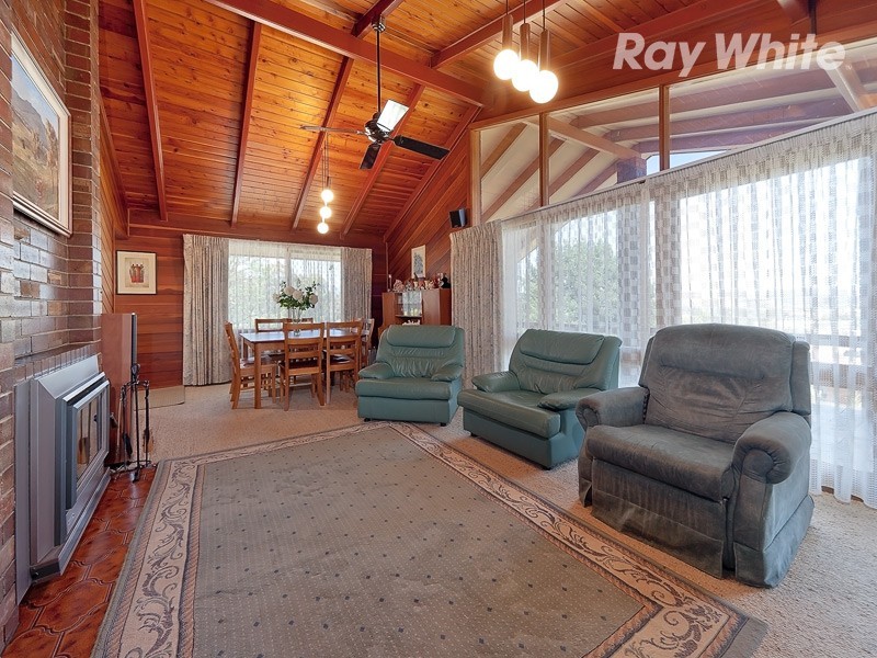 30 Mountain View Drive, Lavington NSW 2641