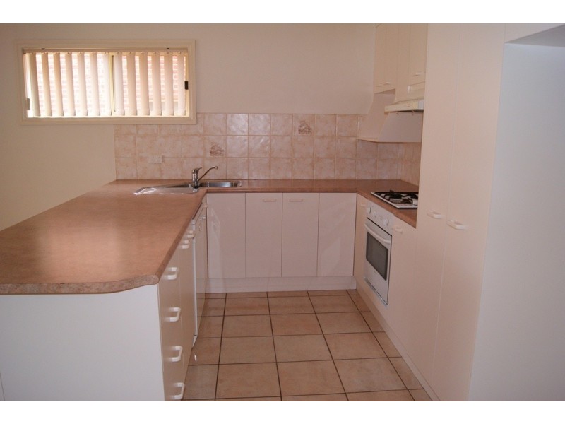 3/546 Kotthoff Street, Lavington NSW 2641