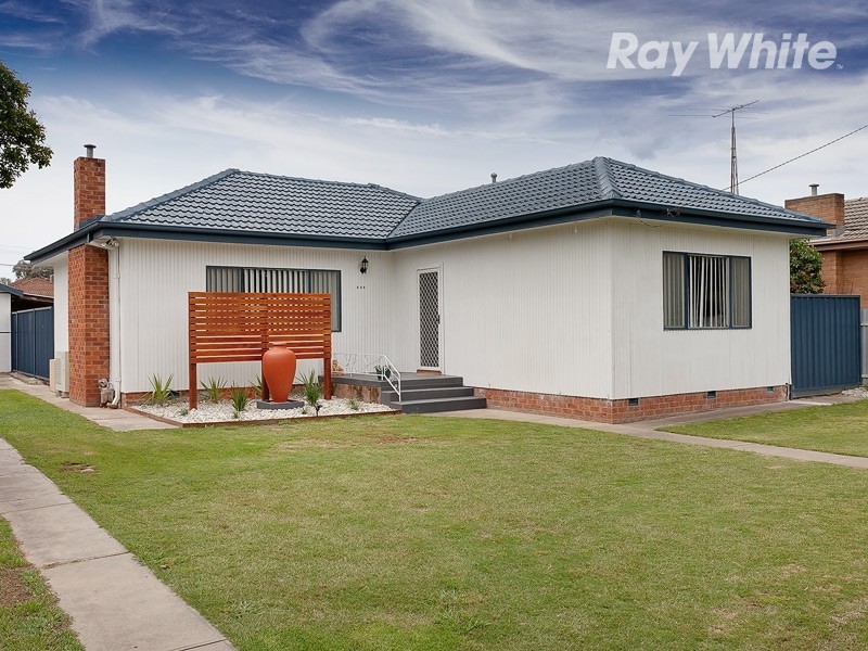 222 Kooba Street, North Albury NSW 2640