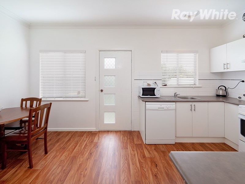 222 Kooba Street, North Albury NSW 2640