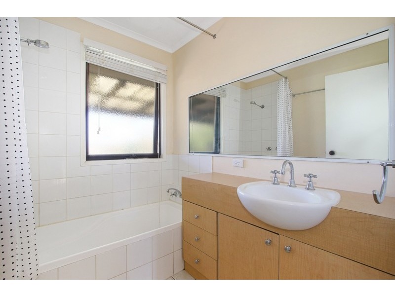 40 St Andrews Circuit, Thurgoona NSW 2640