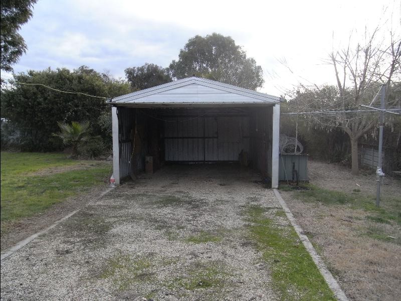 61 Hammer Street, Howlong NSW 2643