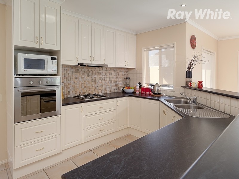 155 Newton Circuit, Thurgoona NSW 2640