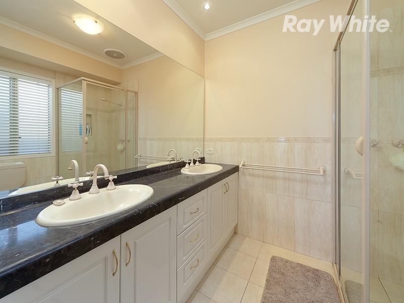 155 Newton Circuit, Thurgoona NSW 2640