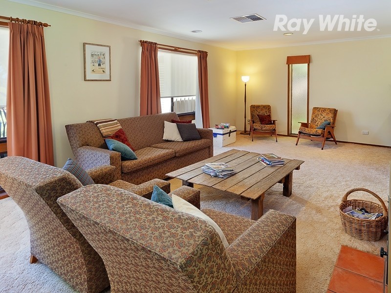 103 Hawkins Street, Howlong NSW 2643