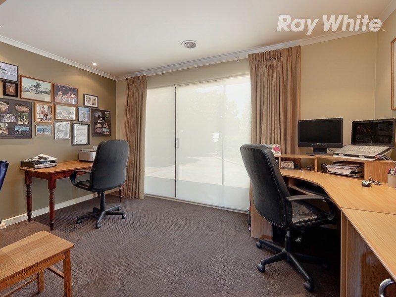 103 Hawkins Street, Howlong NSW 2643