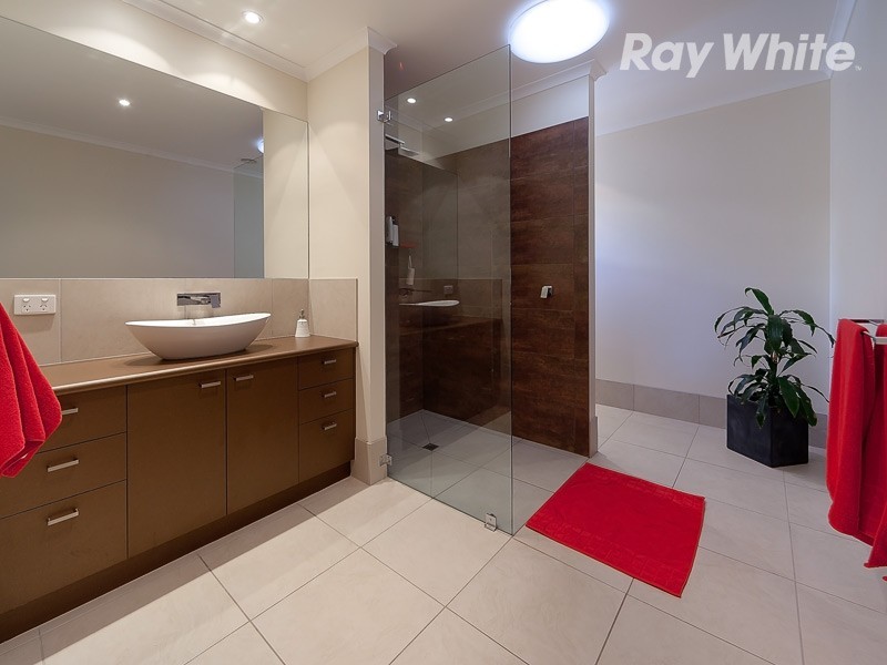 103 Hawkins Street, Howlong NSW 2643