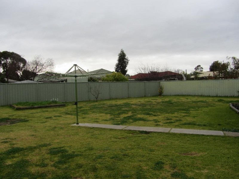 10 Nardoo Court, Thurgoona NSW 2640