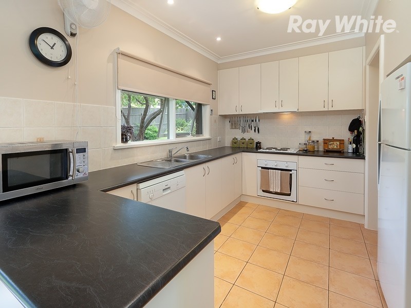 207 Bernhardt Street, Albury NSW 2640