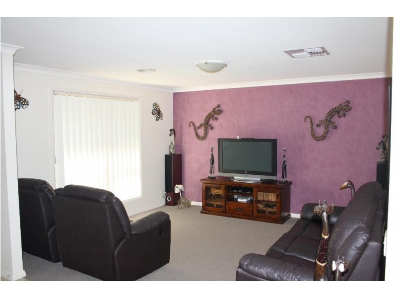 23 Swallow Street, Thurgoona NSW 2640