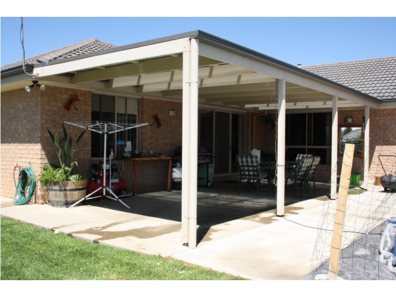 23 Swallow Street, Thurgoona NSW 2640