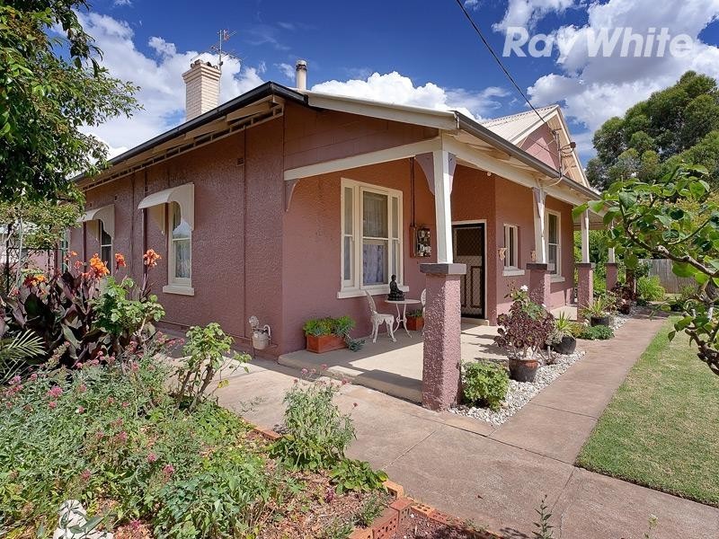 4 McBean Street, Culcairn NSW 2660