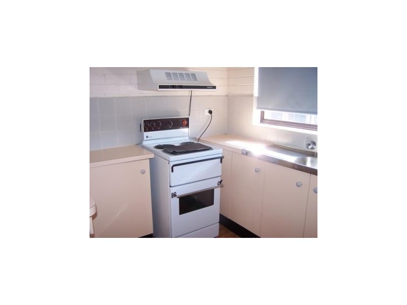 25/429 McDonald Road, Lavington NSW 2641