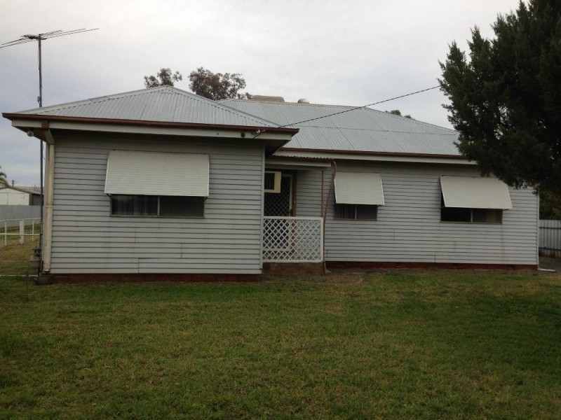 5 Wenke Street, Walla Walla NSW 2659