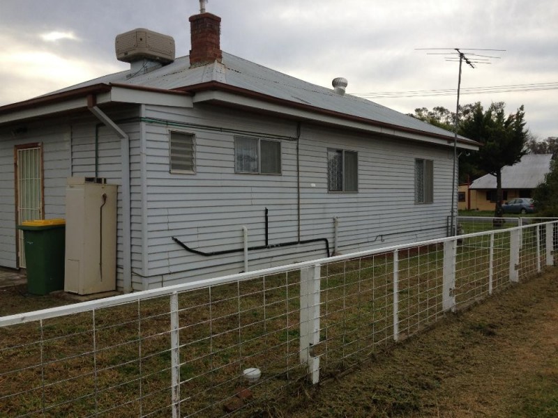 5 Wenke Street, Walla Walla NSW 2659