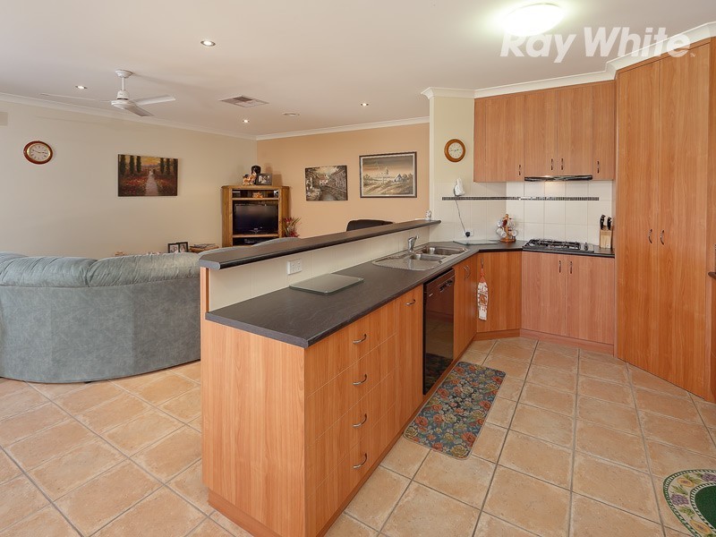 122 Pearce Street, Howlong NSW 2643