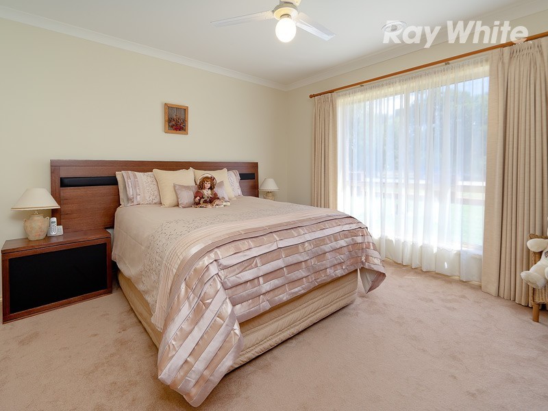 122 Pearce Street, Howlong NSW 2643