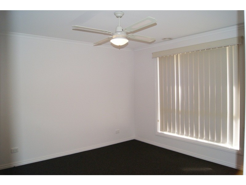 23 Dillagar Place, Springdale Heights NSW 2641