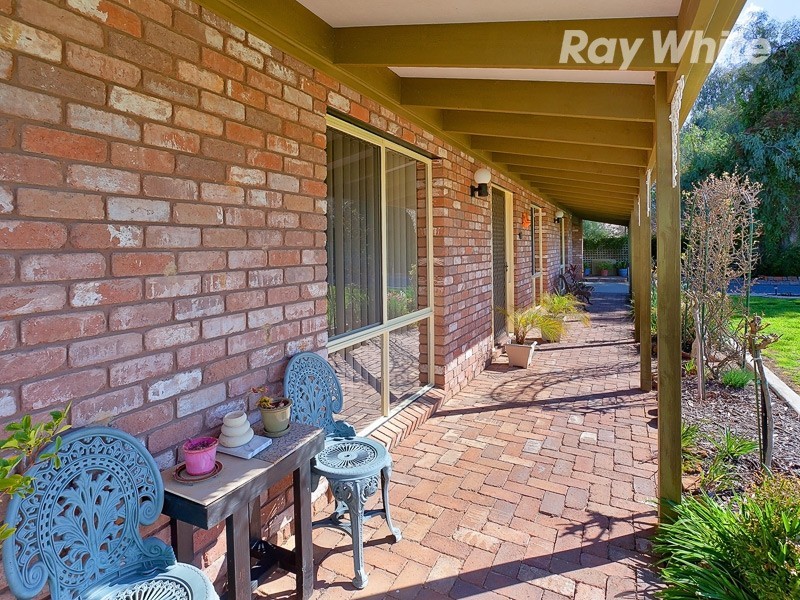 28 Clarke Street West, Howlong NSW 2643
