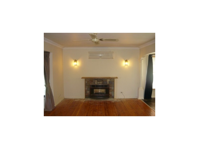 411 Douglas Road, Lavington NSW 2641