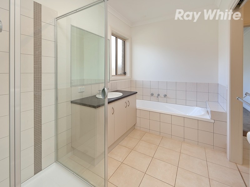 2/103 Pearce Street, Howlong NSW 2643