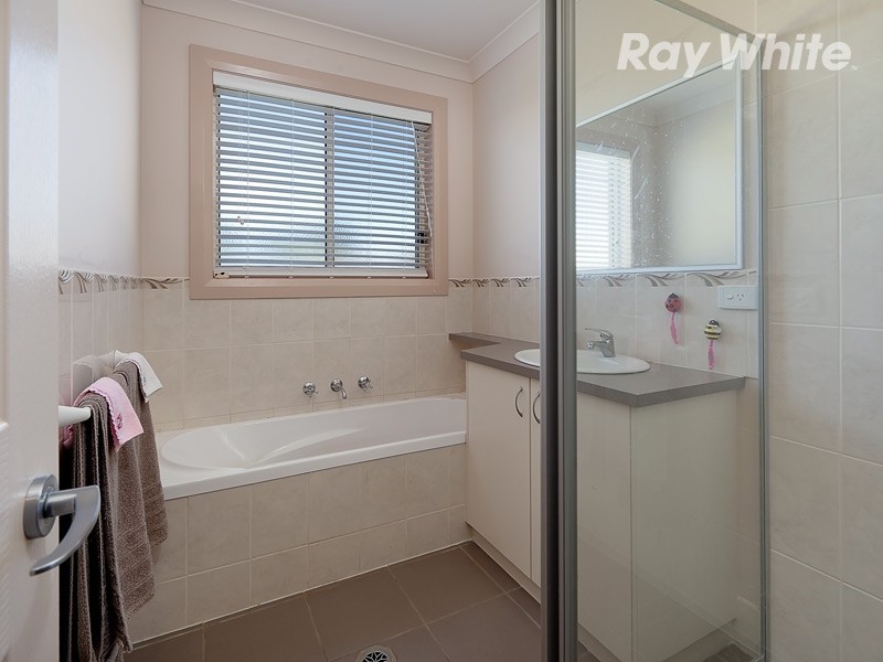 144 Kennedy Street, Howlong NSW 2643