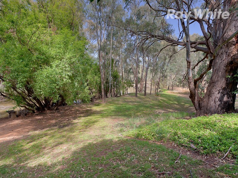 108 Short Street, Howlong NSW 2643